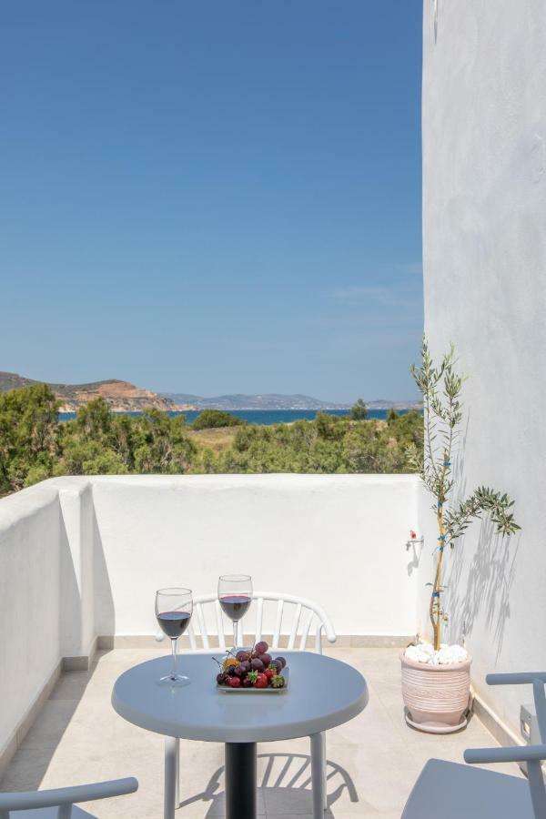 Crystal Mare Suites Naxos City Exterior foto