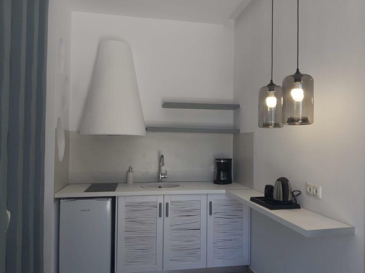 Crystal Mare Suites Naxos City Exterior foto